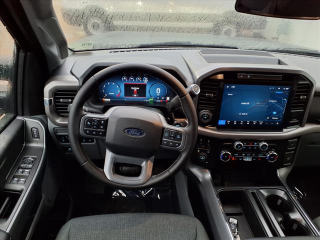 2025 Ford F-150 XLT - Photo 3