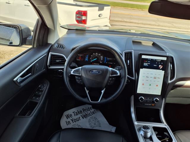 2024 Ford Edge SEL - Photo 3