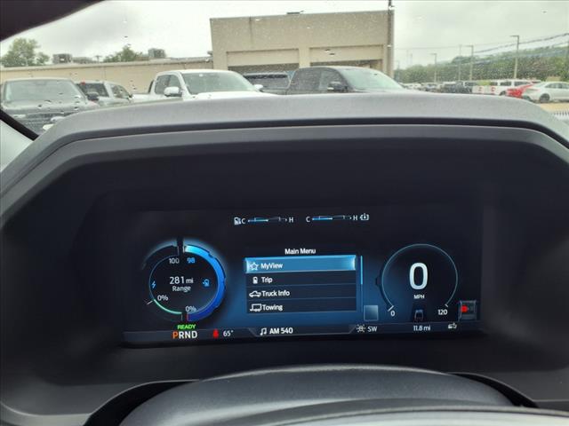2025 Ford F-150 Lightning Flash - Photo 5