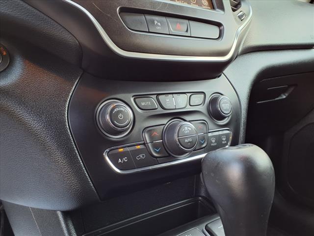 2020 Jeep Cherokee Trailhawk - Photo 6