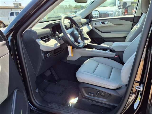 2025 Ford Explorer Active - Photo 6