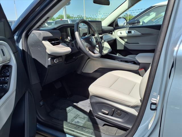 2025 Ford Explorer Active - Photo 6