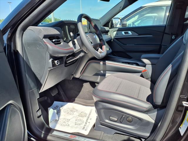2025 Ford Explorer ST-Line - Photo 6