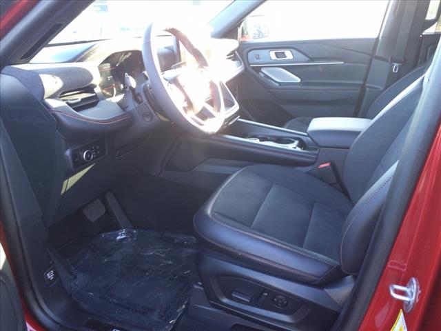 2025 Ford Explorer ST - Photo 6