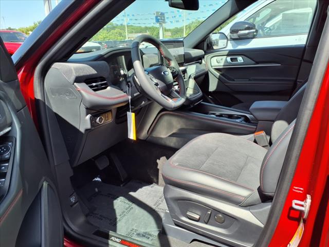 2025 Ford Explorer ST - Photo 6