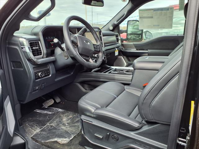 2025 Ford F-250 Super Duty F-250 Platinum - Photo 6