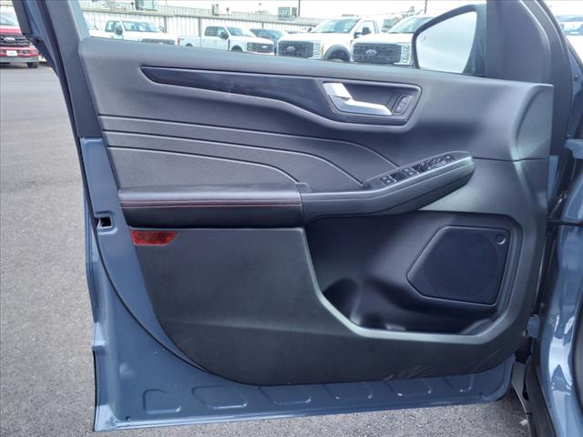 2025 Ford Escape ST-Line - Photo 7