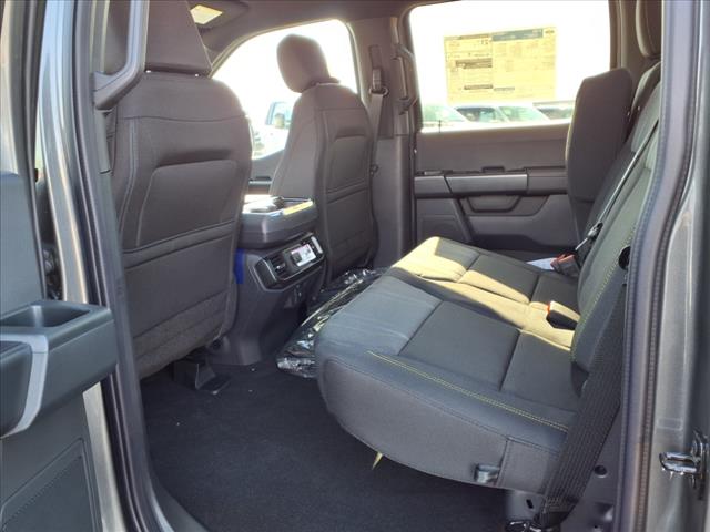 2025 Ford F-150 STX - Photo 8