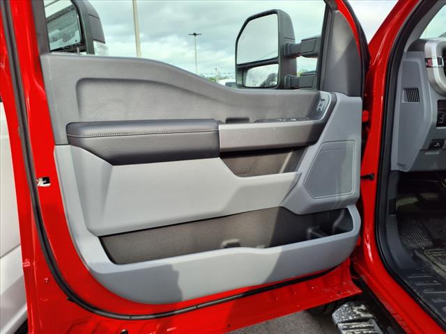 2025 Ford F-350 Super Duty F-350 XLT - Photo 8