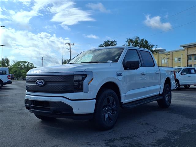 2025 Ford F-150 Lightning Flash - Photo 9