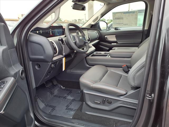 2025 Ford Expedition MAX Active MAX