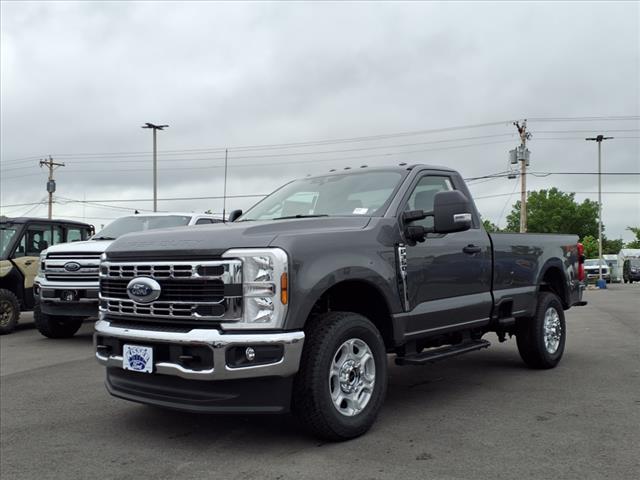 2025 Ford F-350 Super Duty F-350 XLT