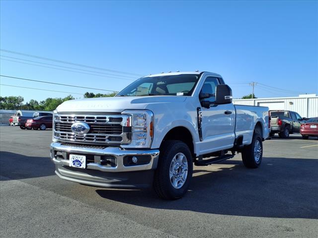 2025 Ford F-350 Super Duty F-350 XLT