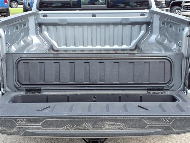 2025 Chevrolet Colorado WT
