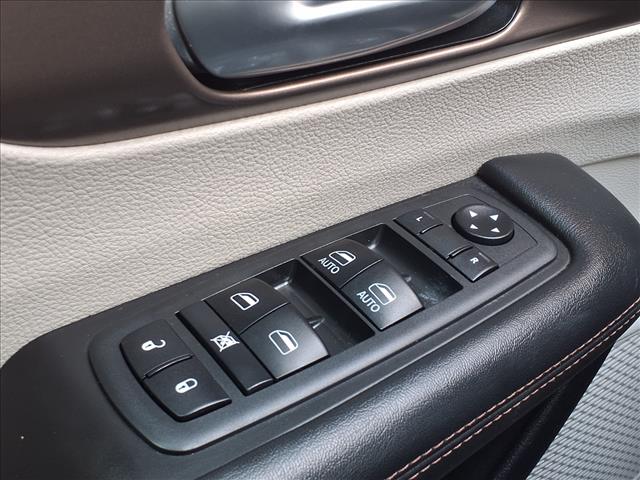 2018 Chrysler Pacifica Hybrid Touring L