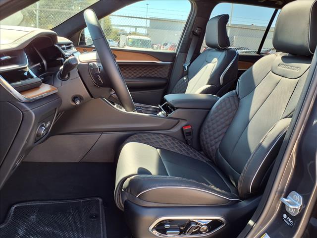 2025 Jeep Grand Cherokee Summit Reserve