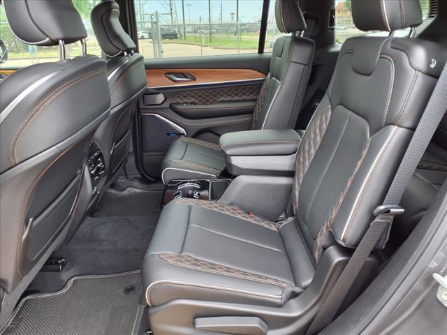 2025 Jeep Grand Cherokee L Summit Reserve
