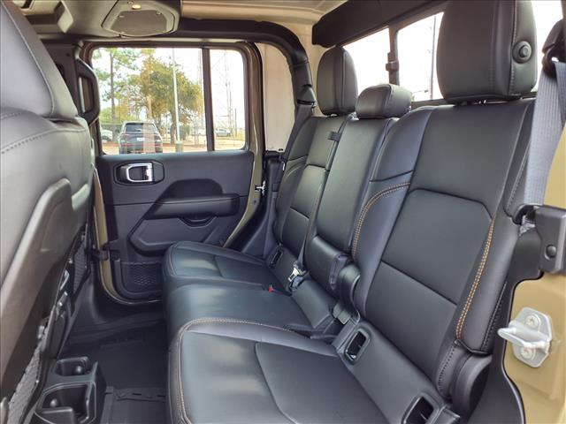 2025 Jeep Gladiator High Tide