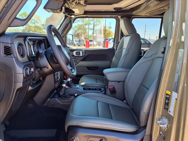 2025 Jeep Gladiator Mojave X