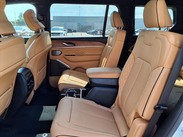 2025 Jeep Grand Cherokee L Summit Reserve