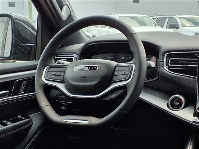 2025 Jeep Wagoneer L Base