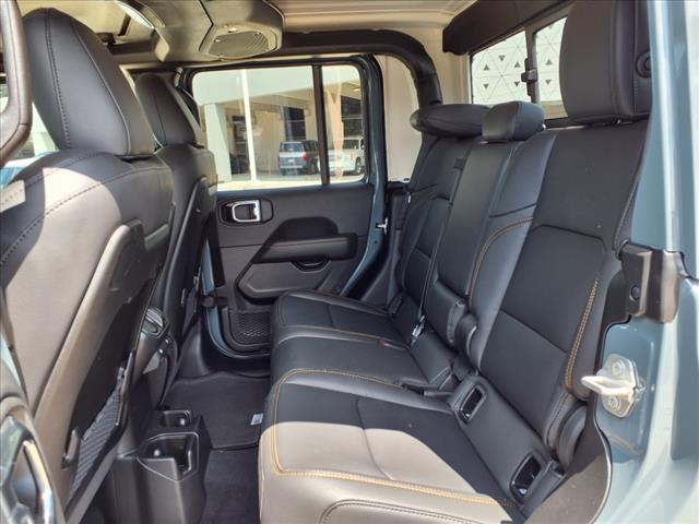 2025 Jeep Gladiator High Tide