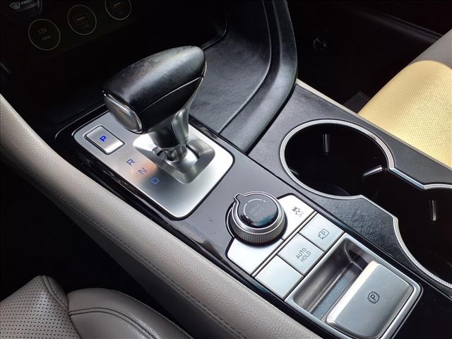 2022 Genesis G70 2.0T