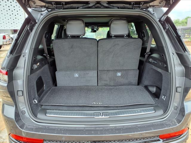 2025 Jeep Grand Cherokee L Summit Reserve
