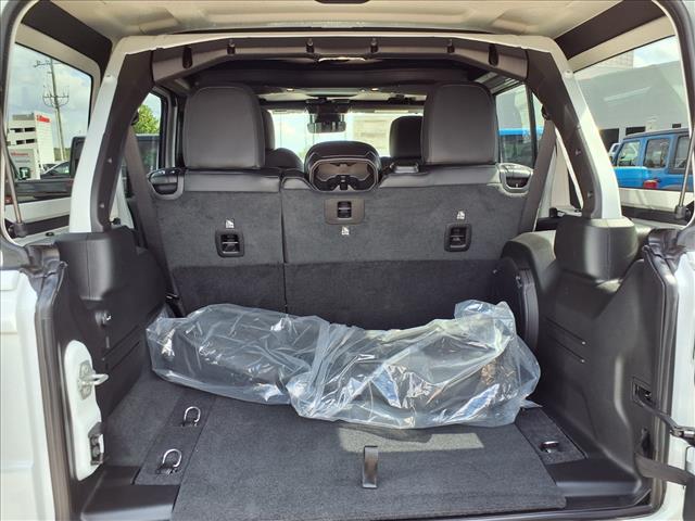 2025 Jeep Wrangler Rubicon X