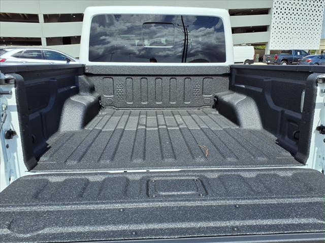 2025 Jeep Gladiator High Tide