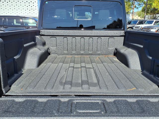 2025 Jeep Gladiator Mojave X