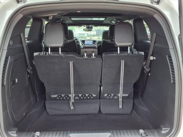 2025 Chrysler Pacifica Plug-In Hybrid Premium S Appearance