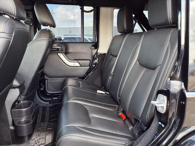 2014 Jeep Wrangler Unlimited Unlimited Sahara