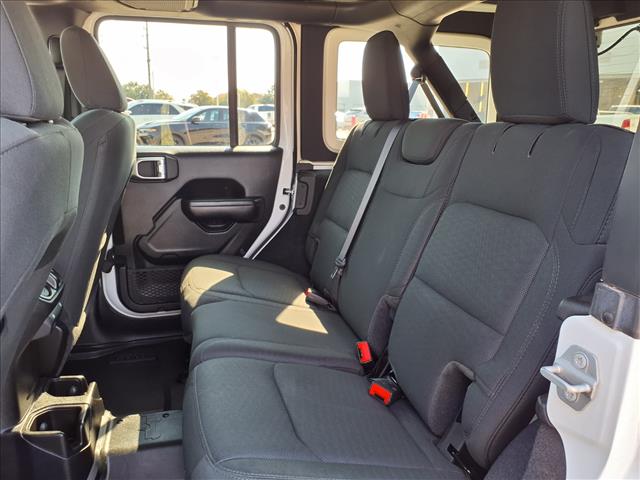 2020 Jeep Wrangler Unlimited Unlimited Sport Altitude