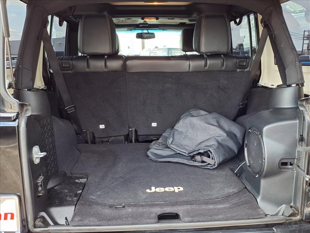 2014 Jeep Wrangler Unlimited Unlimited Sahara