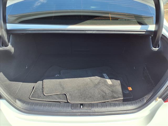 2022 Genesis G70 2.0T