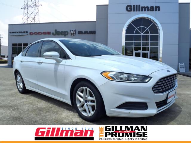 2016 Ford Fusion SE