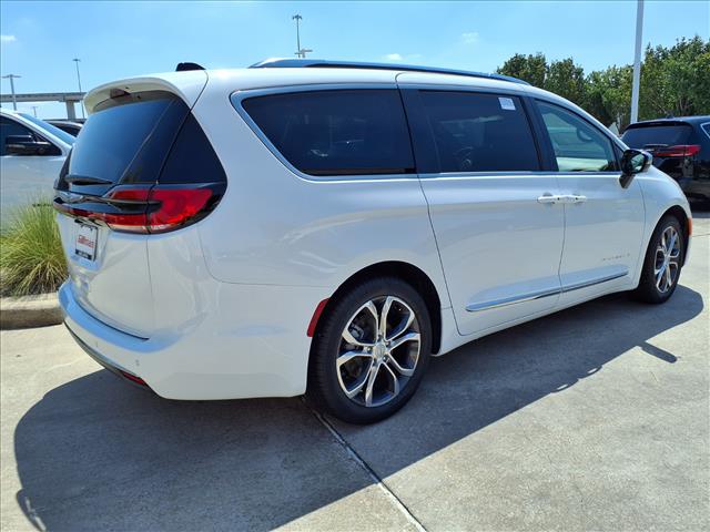 2026 Chrysler Pacifica Pinnacle