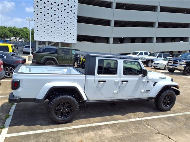2023 Jeep Gladiator Willys