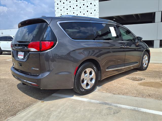 2018 Chrysler Pacifica Hybrid Touring L