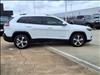 2019 Jeep Cherokee  - thumbnail 28
