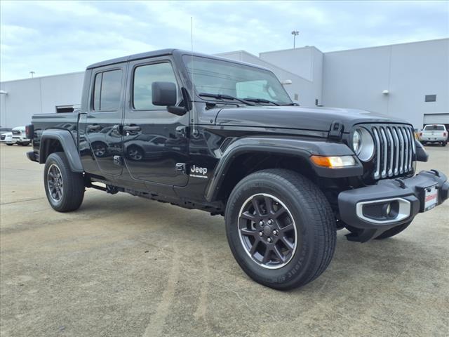 2023 Jeep Gladiator Overland