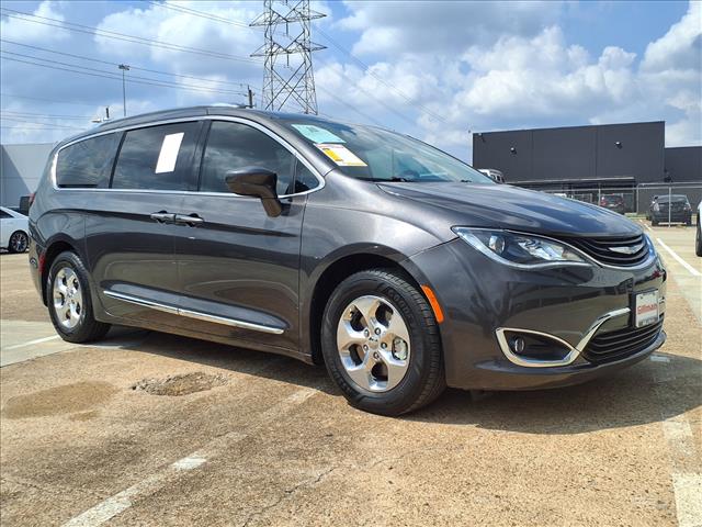 2018 Chrysler Pacifica Hybrid Touring L