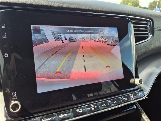 2025 Jeep Wagoneer Base