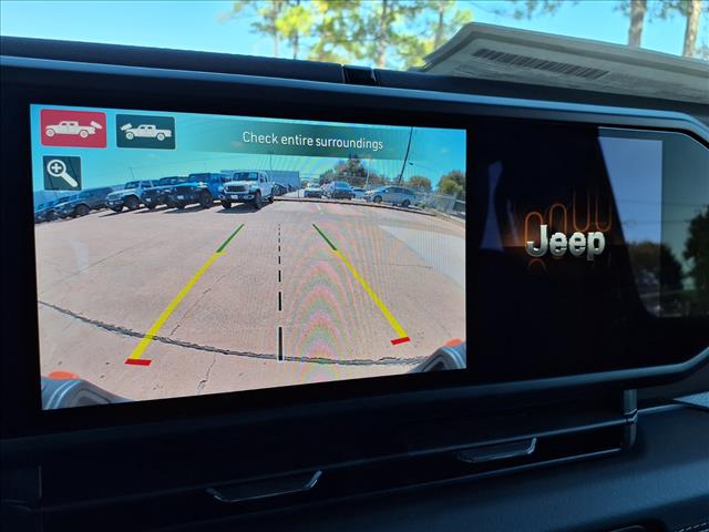 2025 Jeep Gladiator Mojave X