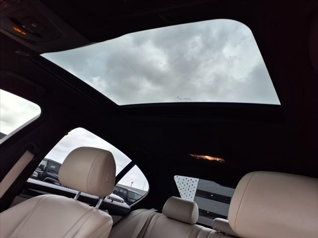 2016 BMW 5 Series 528i