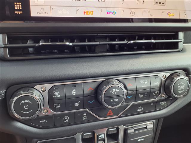 2025 Jeep Gladiator High Tide