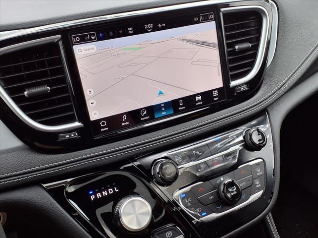 2025 Chrysler Pacifica Plug-In Hybrid Premium S Appearance
