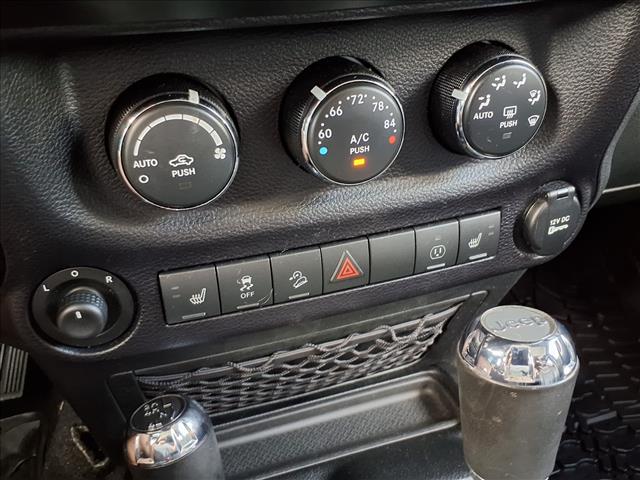 2014 Jeep Wrangler Unlimited Unlimited Sahara