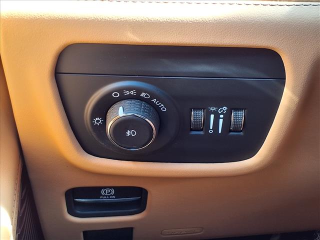 2025 Jeep Grand Cherokee L Summit Reserve